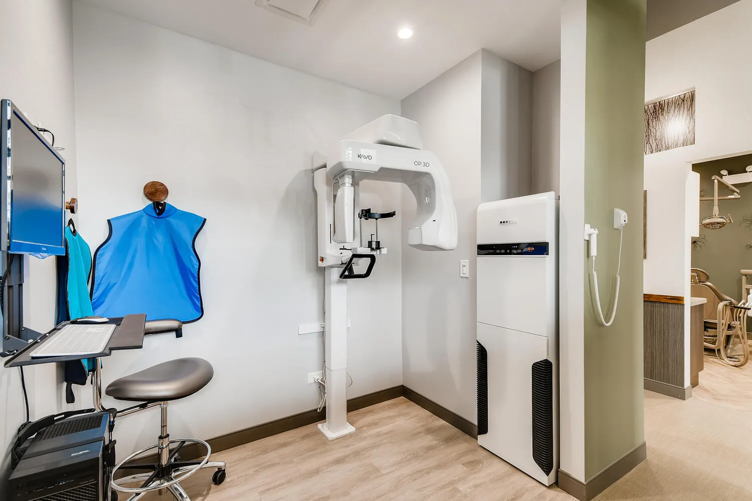 Digital dental technology and imaging equipment